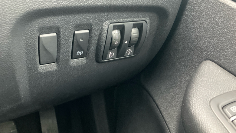 Renault Captur 0.9 TCE 90 Dynamique S Nav 5dr Petrol Hatchback